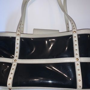 Black and White Leather Max New York Handbag
